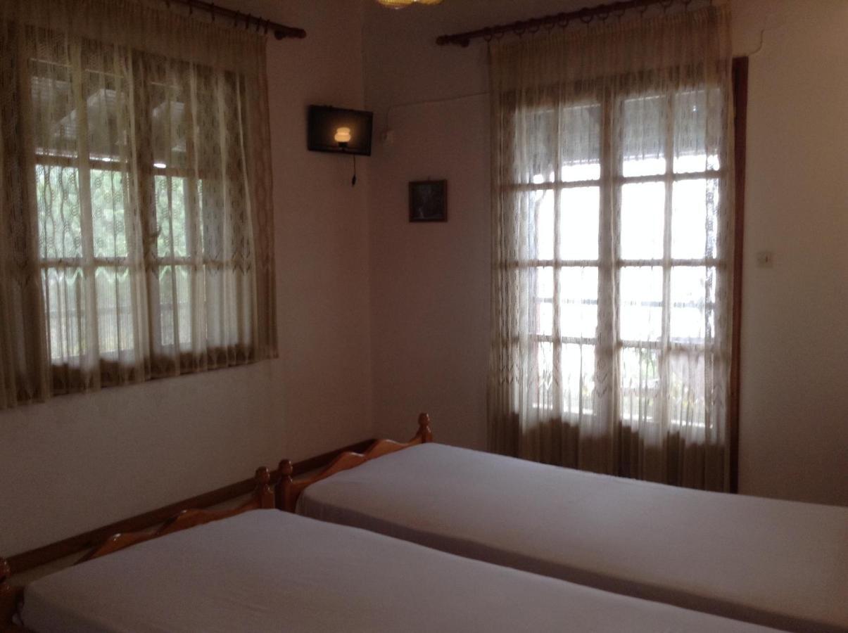Ktena Apartments Platanias  Pokoj fotografie